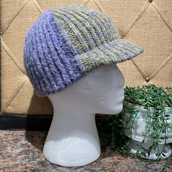 Icebox hat - Picture 2 of 9